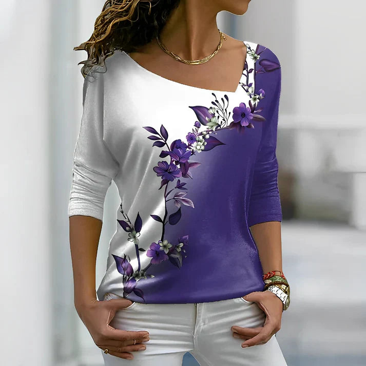 Camiseta de flores con colores en contraste.