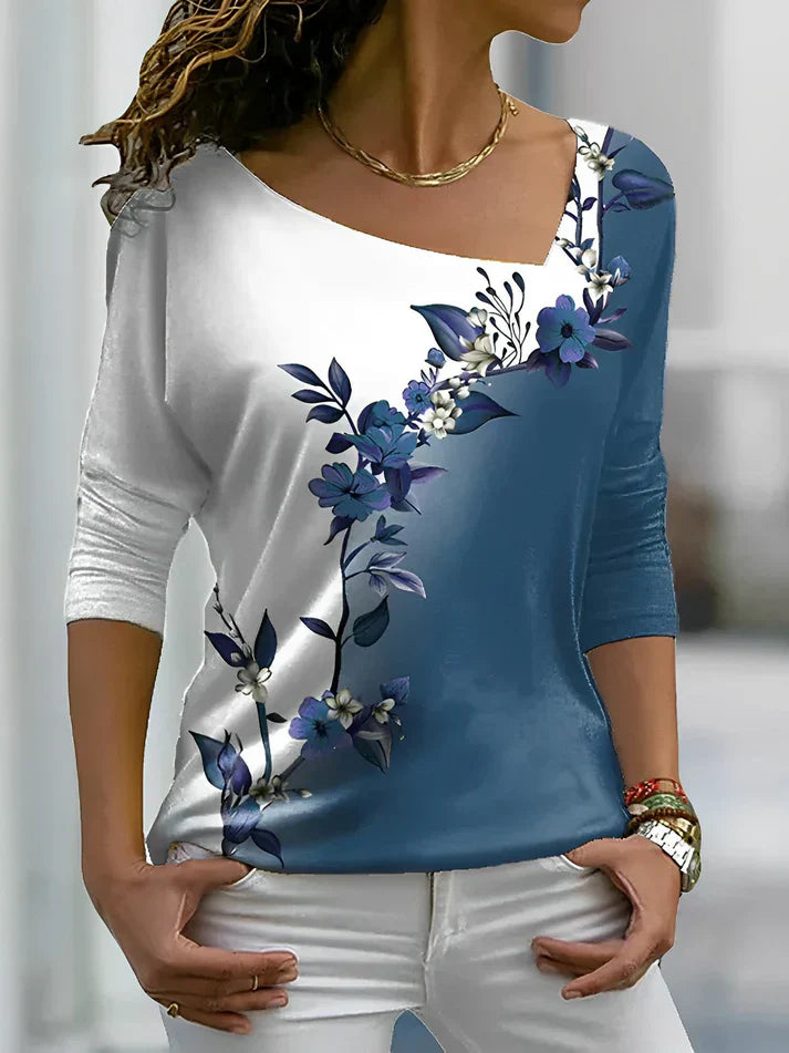 Camiseta de flores con colores en contraste.